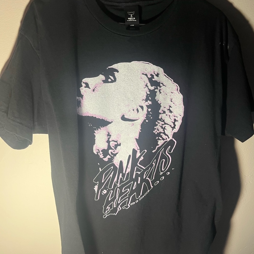 SOFAYGO OFFICIAL PINK HEARTS MERCH